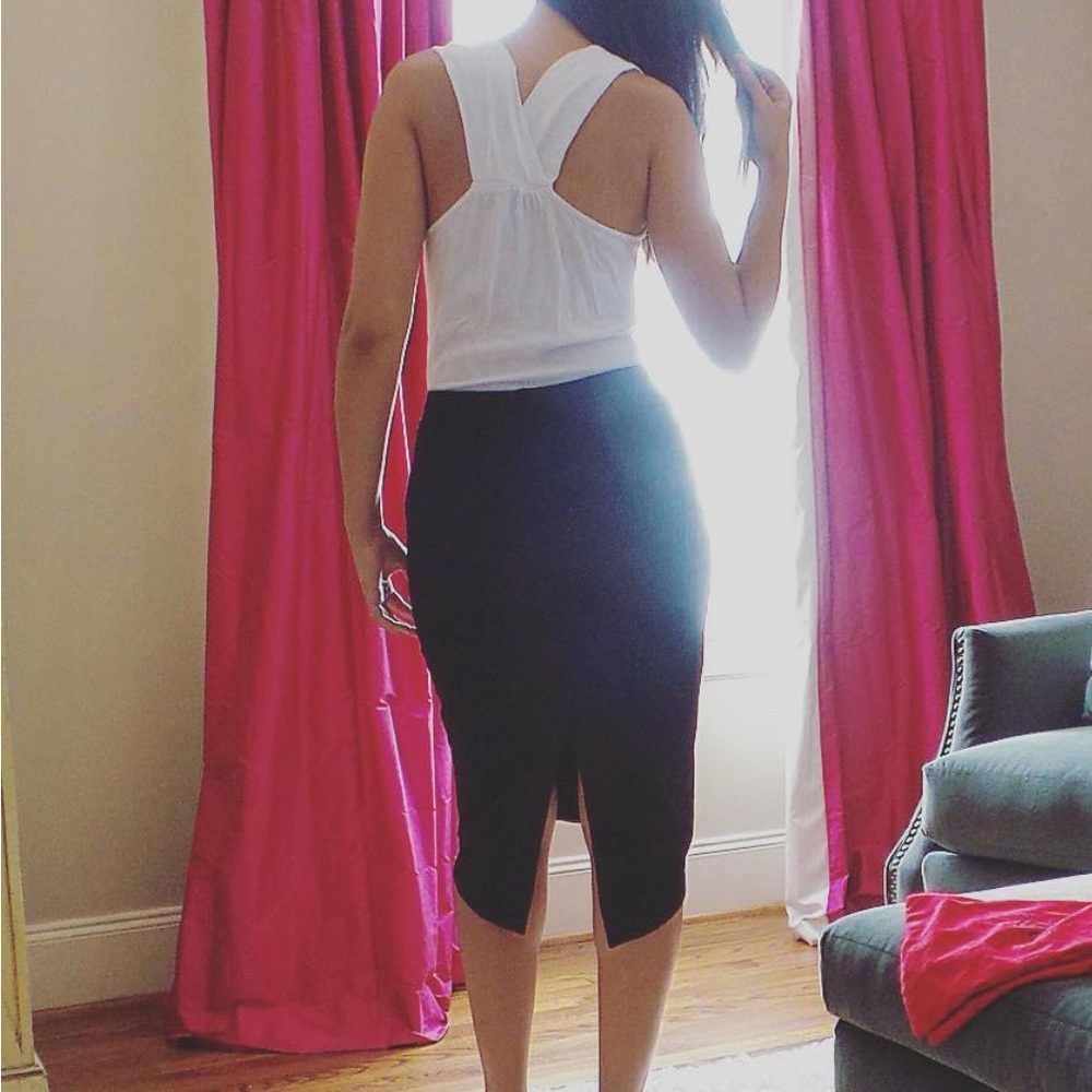 Leith Black Midi Pencil Skirt with Slit